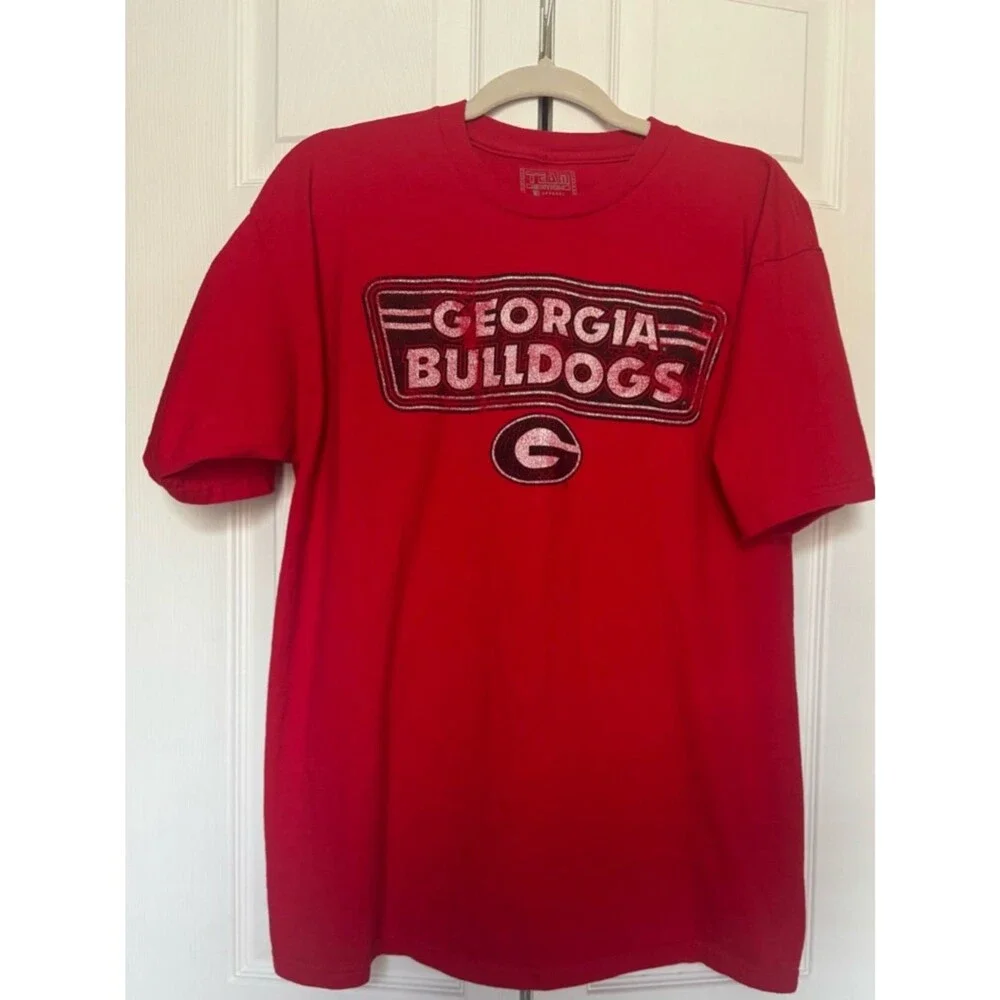 Men’s short-sleeved UGA T-shirt! - Picture 2 of 13